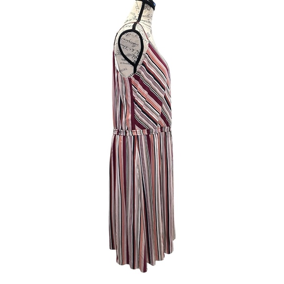 Maurices Striped V-Neck Midi Dress - Picture 4 of 7